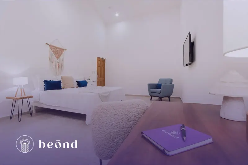 Private guest room at Beond.