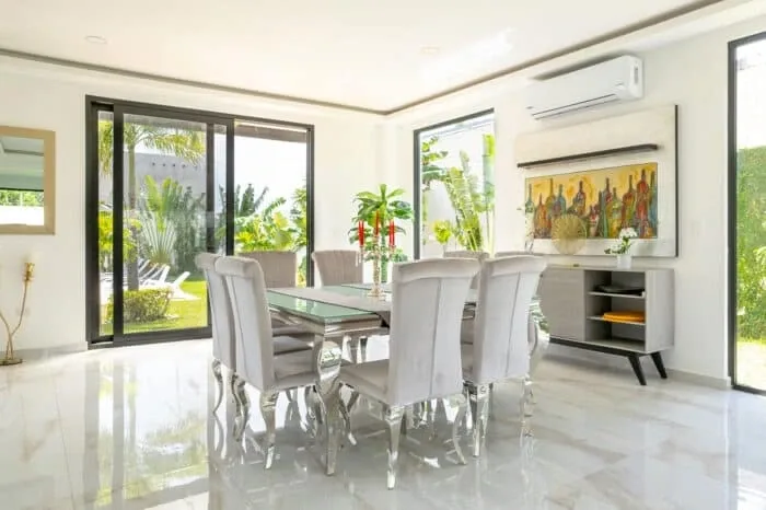 Dining area at Transcend Clinic.